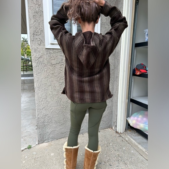 No Bad Days Pull Over/Poncho, Size Small, Brown - Picture 2 of 4